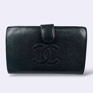 CHANEL Black Wallet